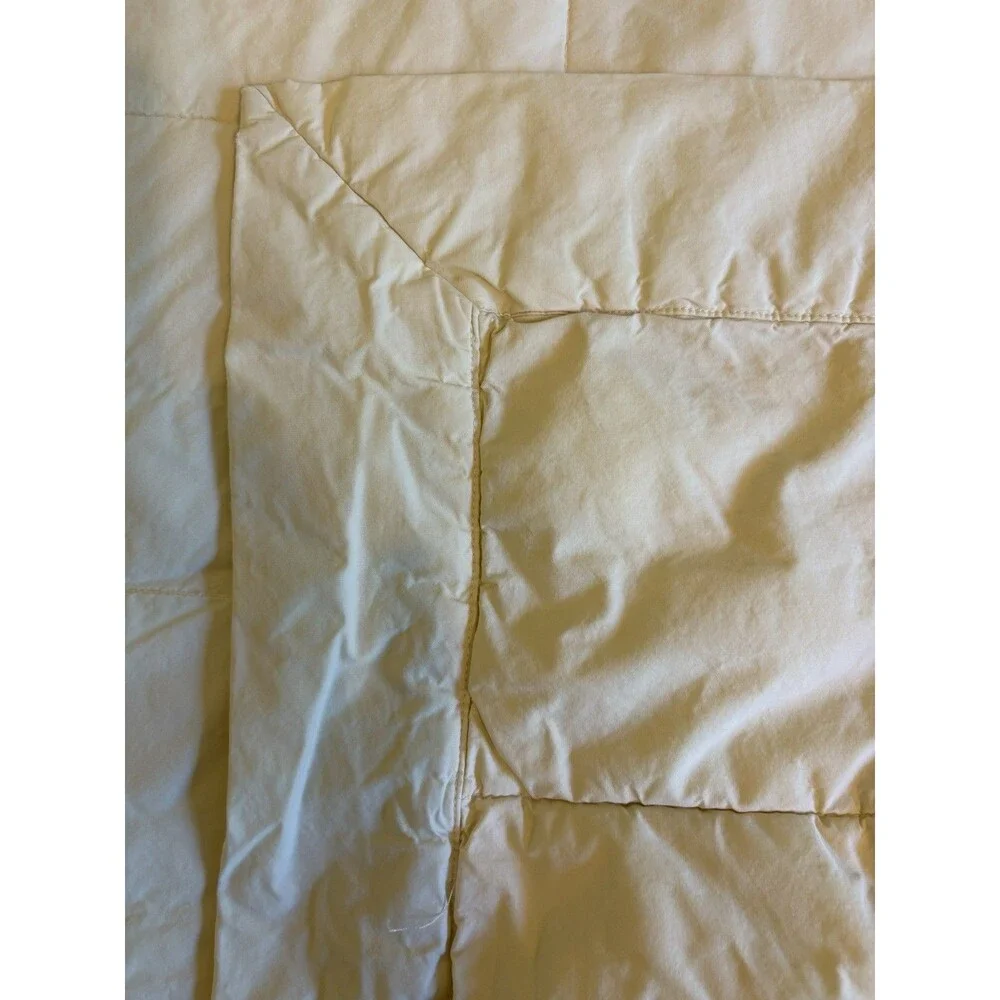 Laura Ashley Lifestyle Cotton Polyester Throw Blanket Quilted Queen 94”x 86”
